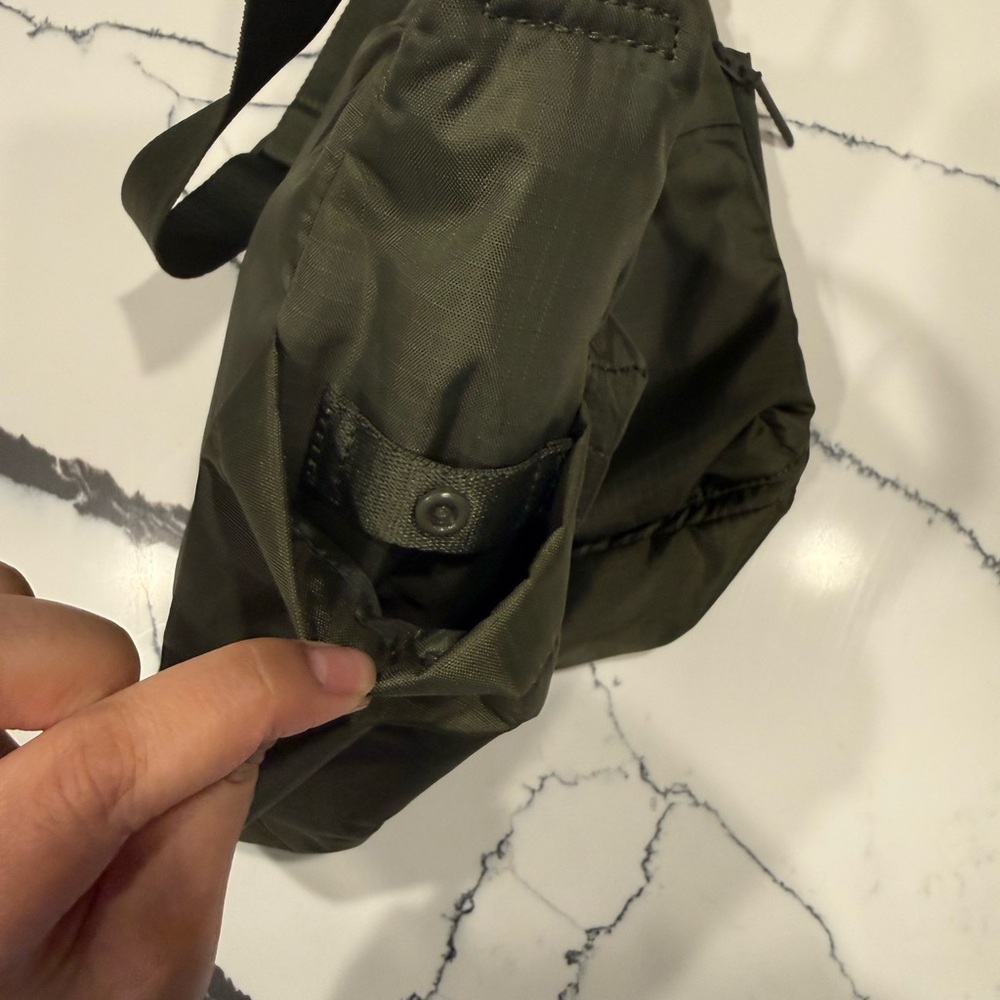 Uniqlo Shoulder Bag - Picture 3 of 5